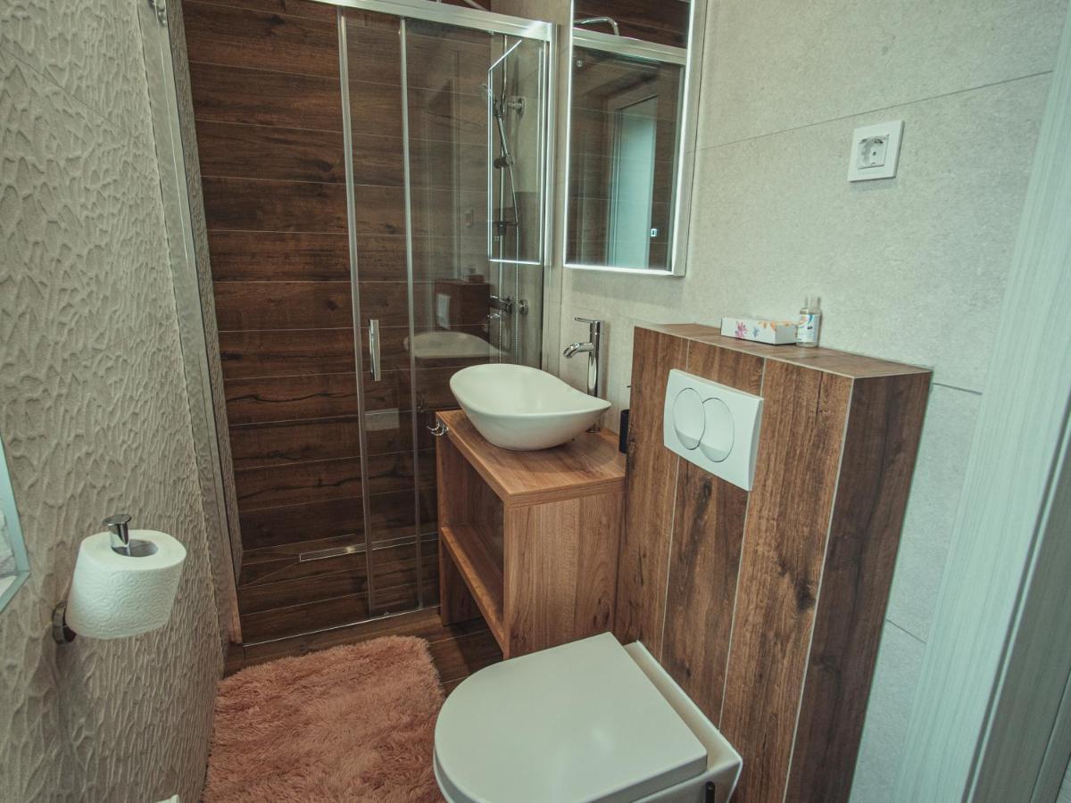 Apartmani Infinity Osijek Zewnętrze zdjęcie