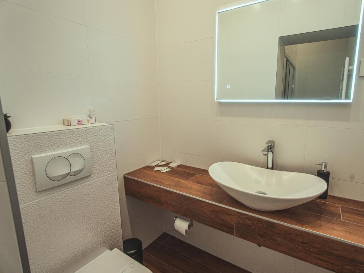 Apartmani Infinity Osijek Zewnętrze zdjęcie